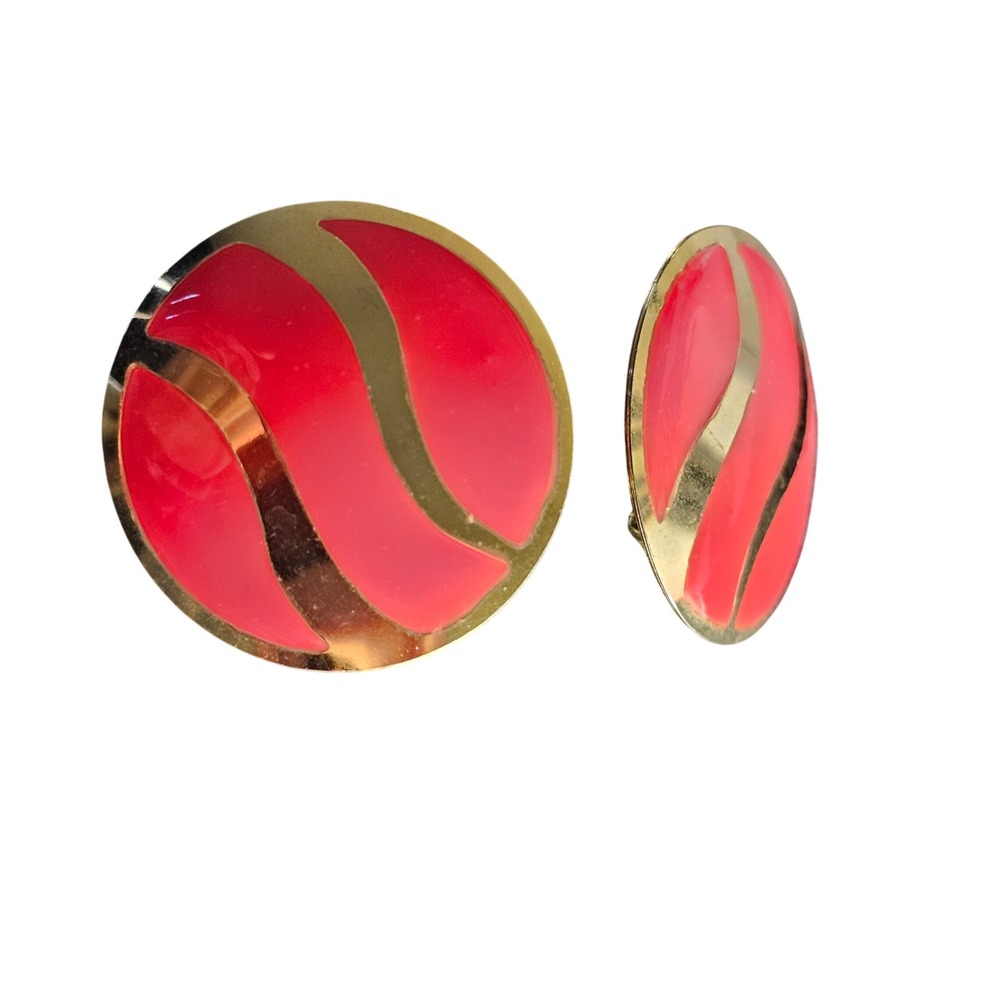 Vintage‎ 80s Red Enamel Gold Tone Wavy Stripe Round Clip On Button Earrings